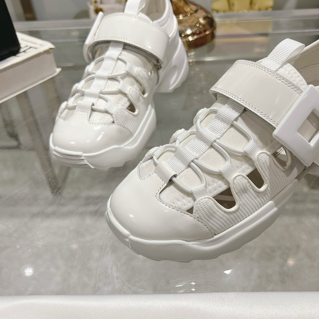 R-Sneakers
