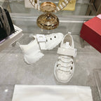 R-Sneakers