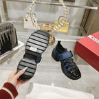 R-Sneakers