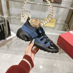 R-Sneakers