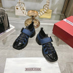 R-Sneakers