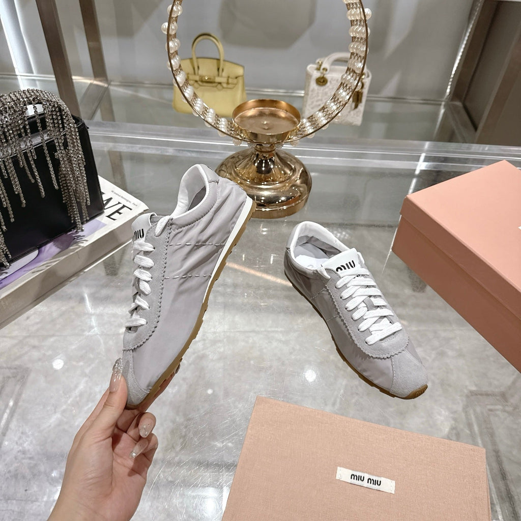M-Sneakers
