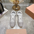 M-Sneakers