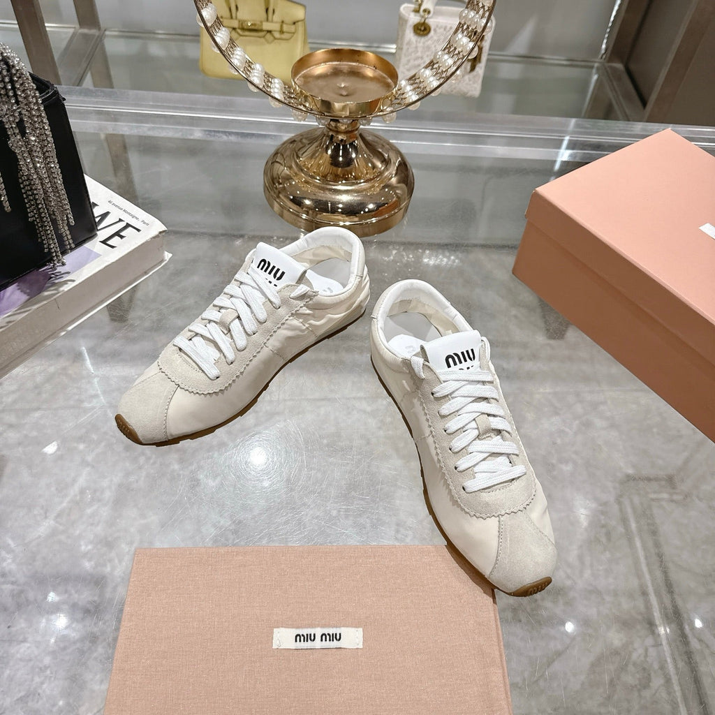 M-Sneakers