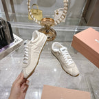 M-Sneakers