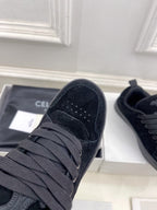 S-Sneakers
