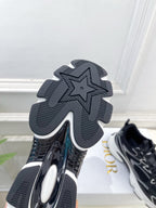 D-Sneakers