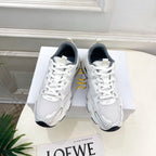 D-Sneakers