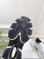 D-Sneakers