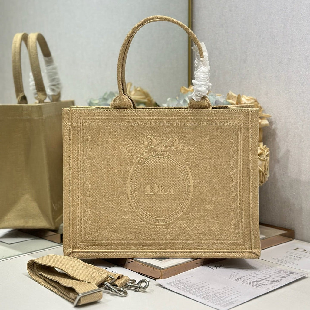 D-Book Tote