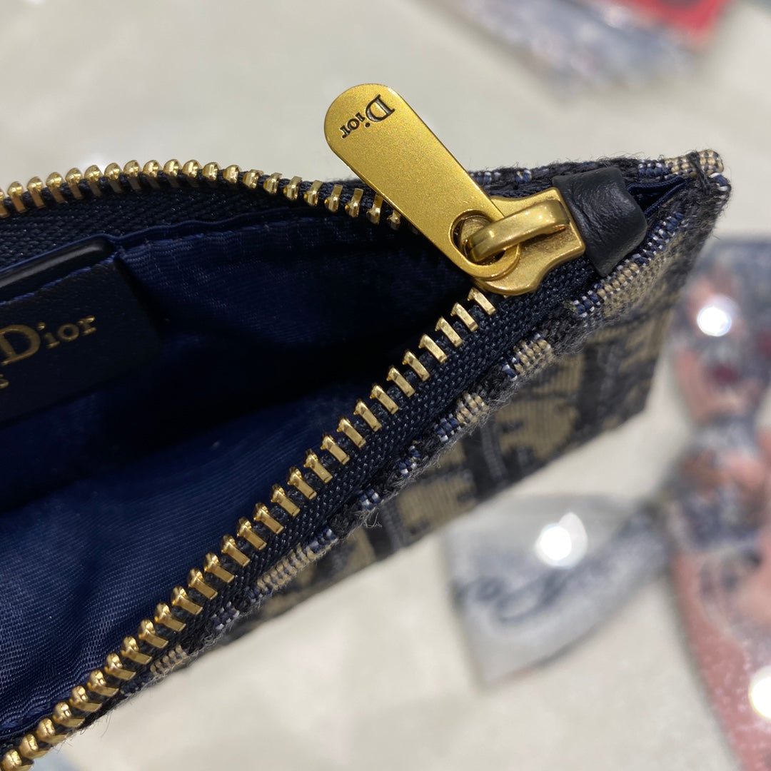 D-Saddle