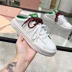 M-Sneakers