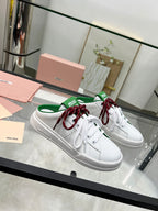 M-Sneakers