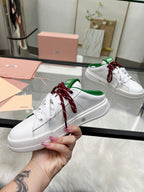 M-Sneakers