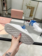 M-Sneakers