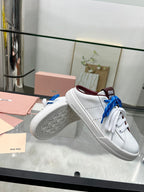 M-Sneakers